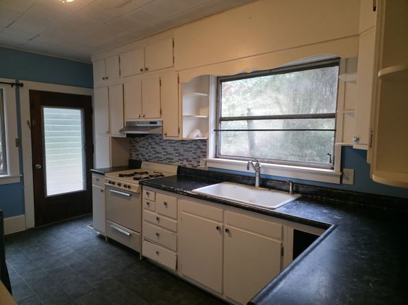 (undisclosed Address)