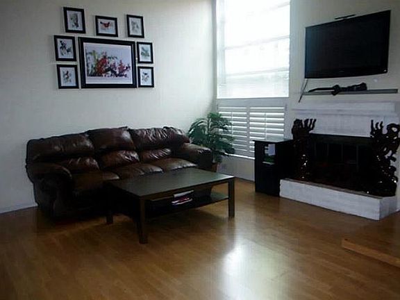 3rd image of 2826 Nova Dr
