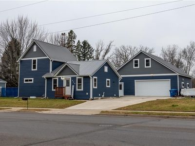 338 Wisconsin Avenue, Rice Lake, WI, 54868