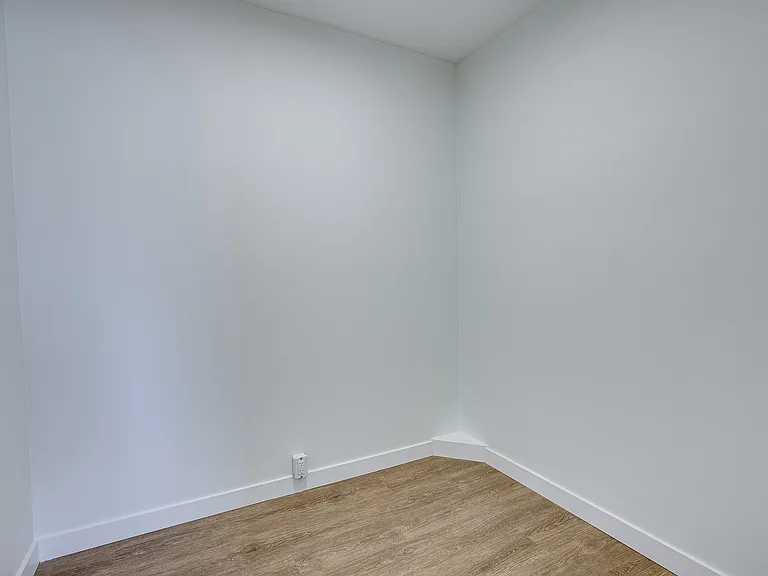 1985 Westcott Rd #203 — Photo 8