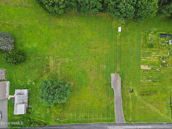 5th image of 636 Hancock Rd
