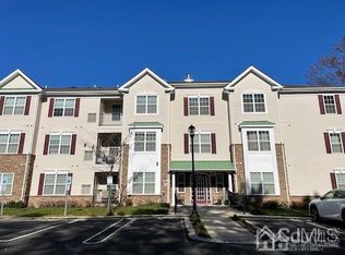 5 Stock Ct, Old Bridge, NJ 08857