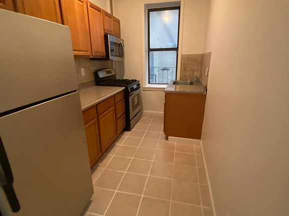 2nd image of 600 W 142nd St APT 26