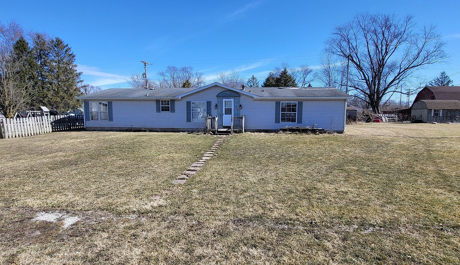 406 S Northwest St, Fisher, IL 61843 Zillow