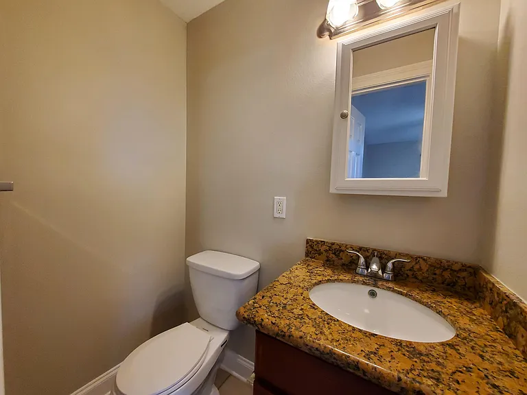 3509 Golden Dr #B — Photo 8