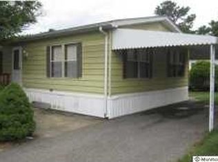 10 Meadowlark Ln, Whiting, NJ