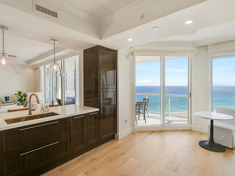 2700 N Ocean Dr #2003B — Photo 10