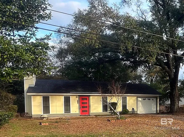 151 East Dr, Mobile, AL 36608