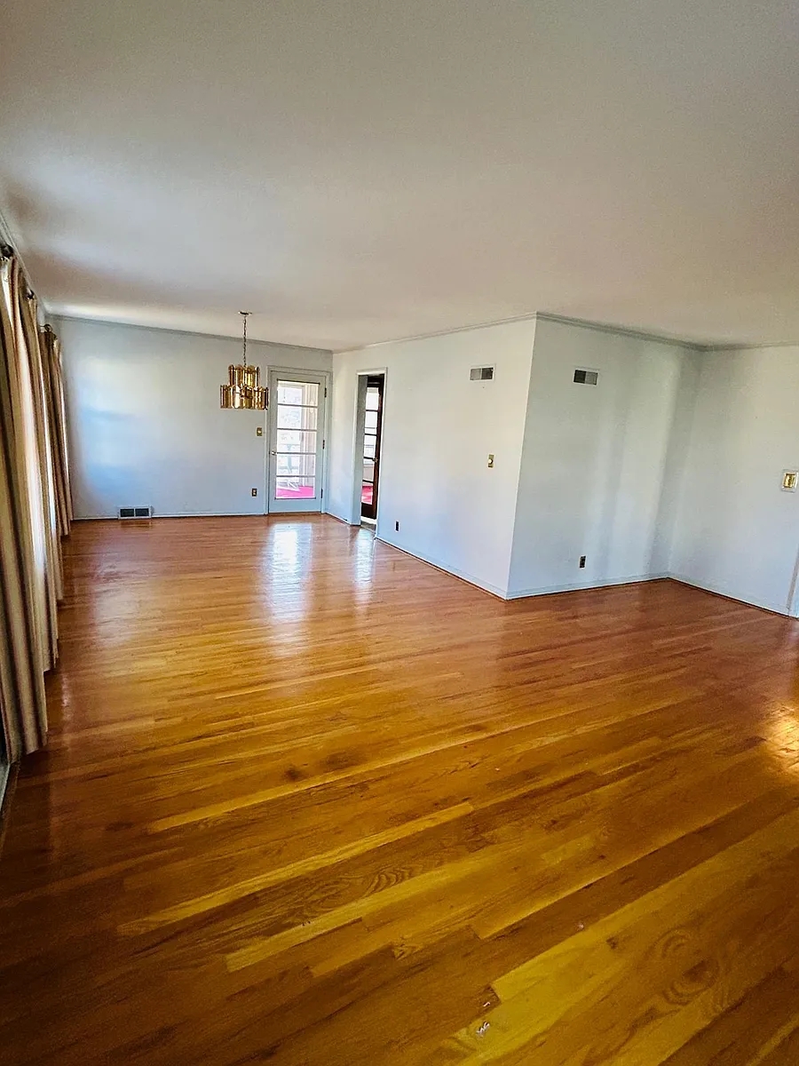 Dining/Family Room - 2517 W 50th St
