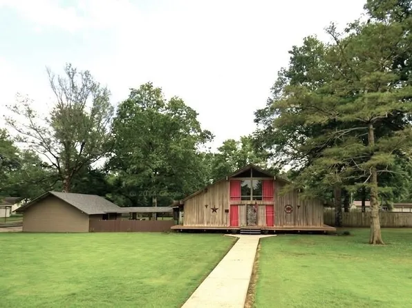 12 Fairview Dr, Mc Gehee, AR 71654
