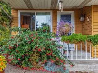 24702 12th Ave S, Des Moines, WA 98198