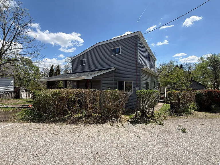 524 Short St — Photo 1