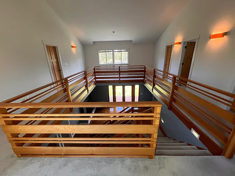 55219 Huntington Rd — Photo 13
