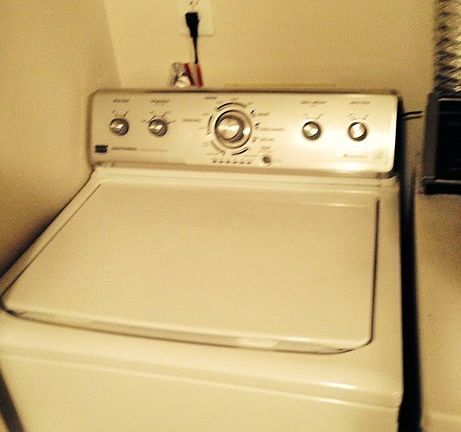 3rd image of 2686 Jennydiane Dr APT A
