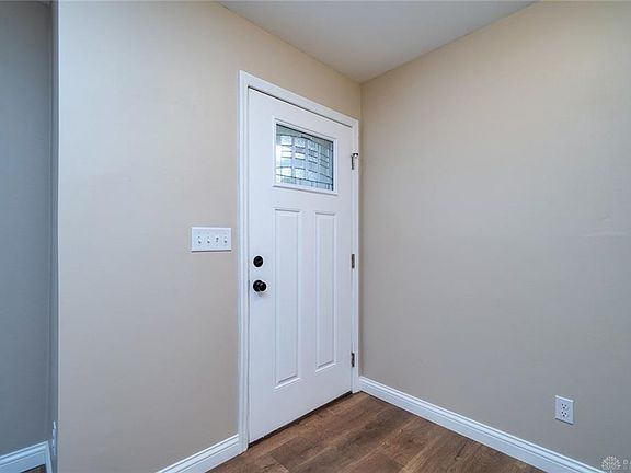 3rd image of 5411 Ayrshire Ct