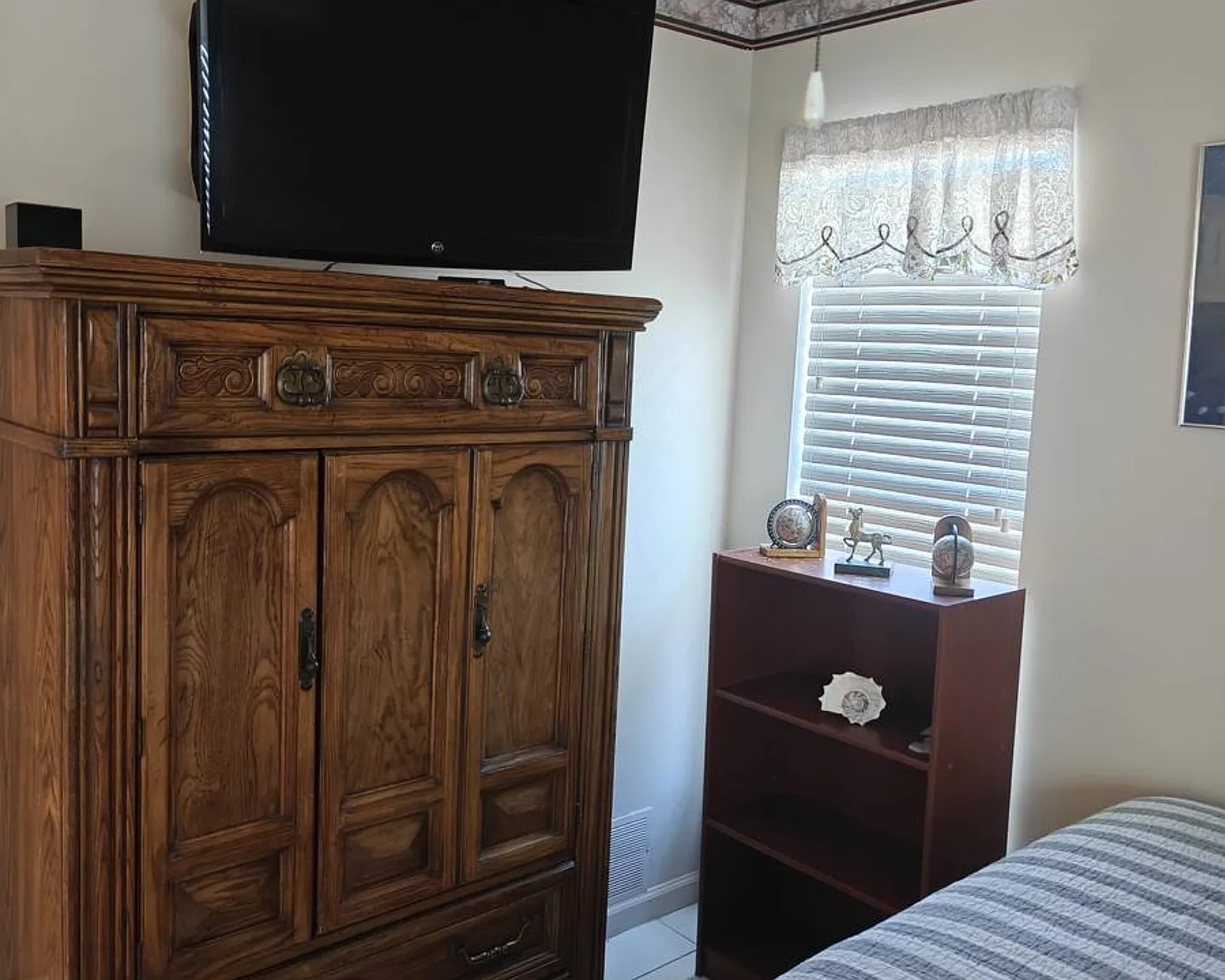 Woodhaven Cir, Sarasota — Photo 4