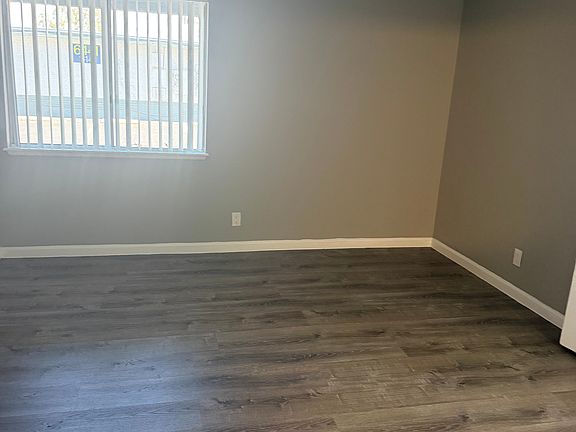 4th image of 6449 Casada Way APT 27