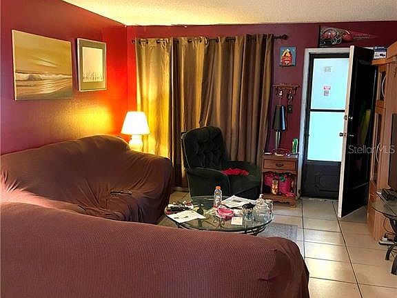3rd image of 1020 85th Ave N APT 220