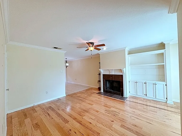 9925 Jefferson Hwy — Photo 14