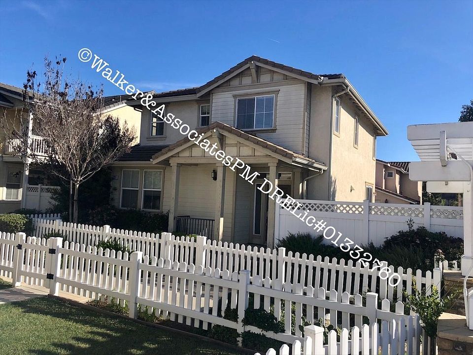 1st image of 221 E Gilea Ct
