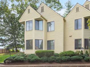 1219 Chatham Rdg, Charlottesville, VA 22901