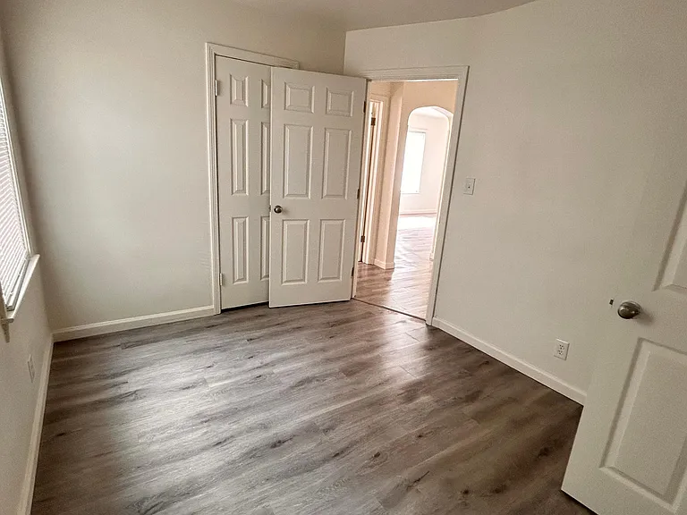 1605 Earl Ave — Photo 25