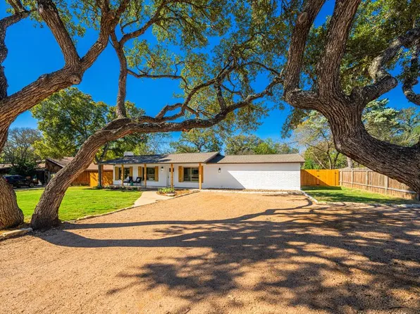 108 Pecan Way E, Kerrville, TX 78028