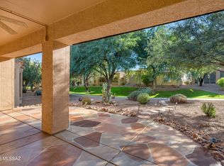 631 W Aspenwood St, Green Valley, AZ 85614