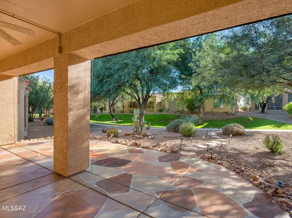 631 W Aspenwood St, Green Valley, AZ 85614