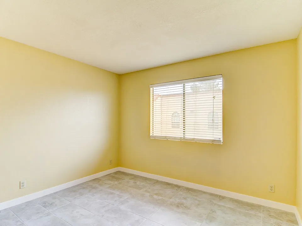 2980 Juniper Hills Blvd #201