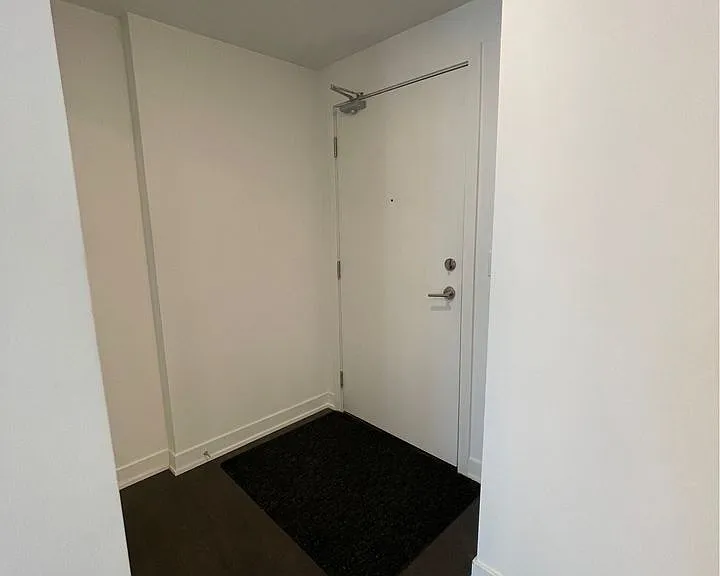 180 Veterans Dr #209 — Photo 5