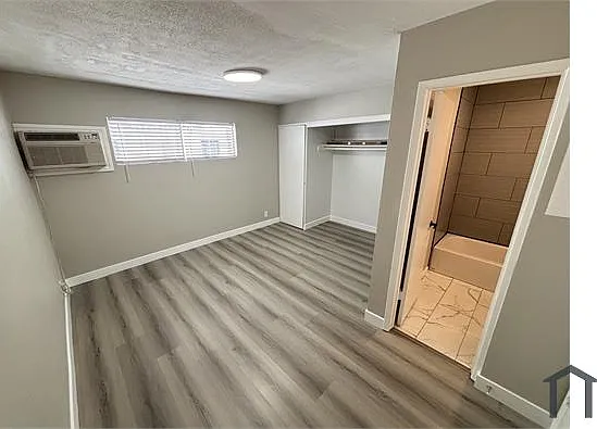 239 W Philadelphia Ave #5 — Photo 15