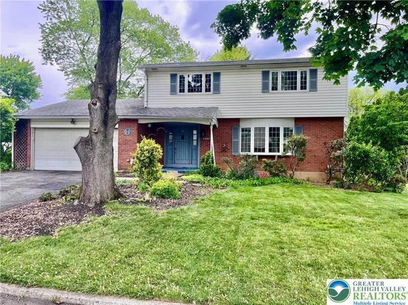 1307 Butternut Ln, Macungie, PA 18062