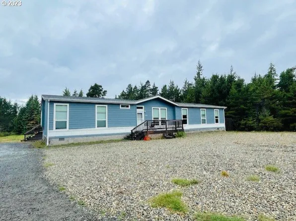 55426 Azalea Dr, Bandon, OR 97411