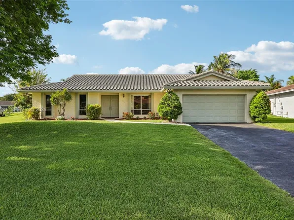 2518 NW 121st Dr, Coral Springs, FL 33065