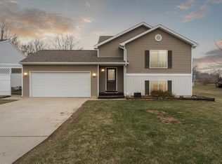 9482 Common Trl, Pinckney, MI 48169