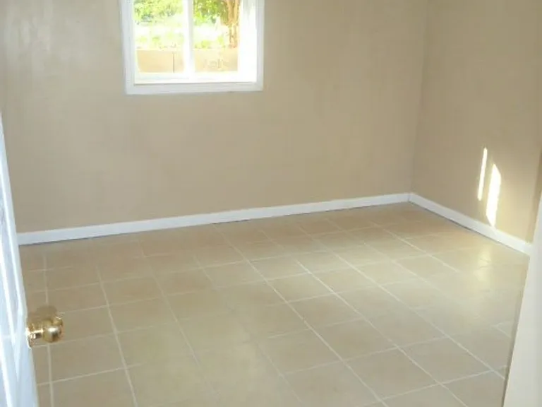 717 Williams Cir — Photo 32