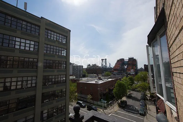 Rented by Brick&Mortar | media 49