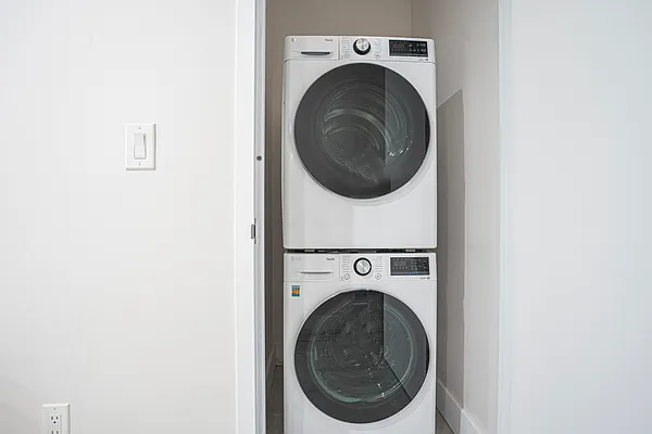 Rented by Skyhigh Realty NYC LLC | media 18