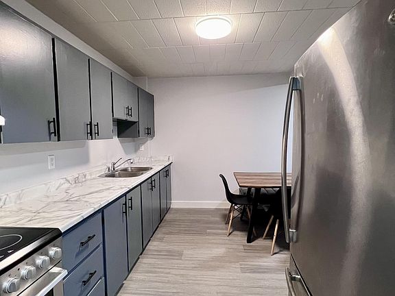 5th image of 180 Tecumseh Rd E #2