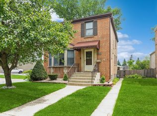 9517 S Fairfield Ave, Evergreen Park, IL