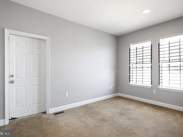 1940 N Gratz St #1 — Photo 22