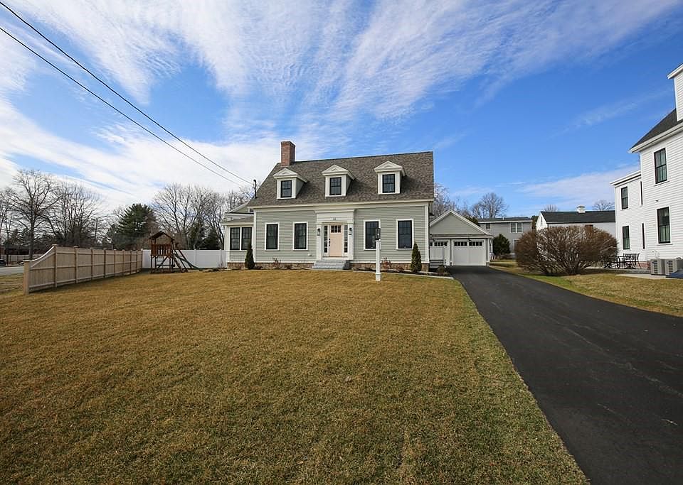 1st image of 48 Toppans Ln