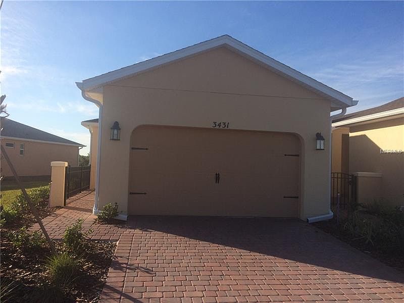 1st image of 3431 Fallbrook Dr