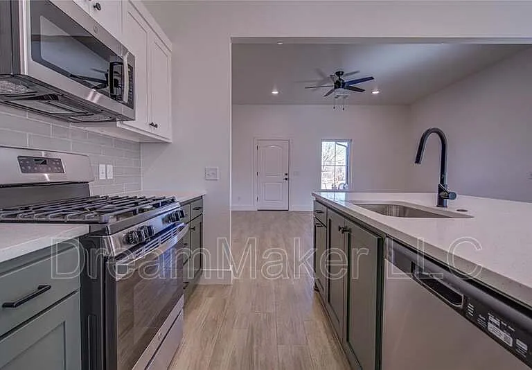 203 Hope Ave — Photo 17