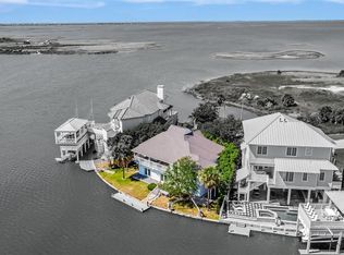 3434 Treasure Cir, Galveston, TX 77554