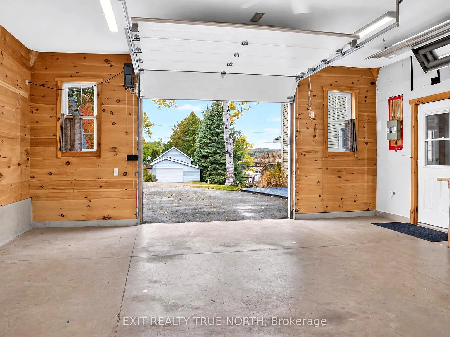 3 bed, $2,900 — Photo 3