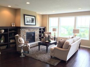 1252 76th St W, Inver Grove Heights, MN 55077