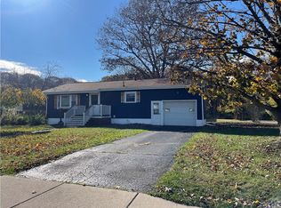 2904 Bird Dr, Erie, PA 16510