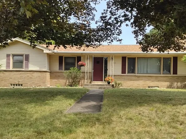 5131 Grosse Pointe St, Portage, MI 49024